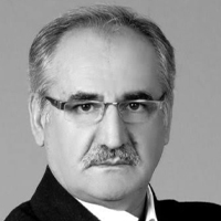 Suat Tekin: “Bana göre yazarlık, dağın arkasını, denizin öteki kıyısını görmek g...