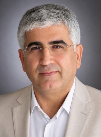 Bedrettin Gündeş: İnsanı anlamaya çalışmak hiçbir zaman bitmeyen bir yolculuktur...